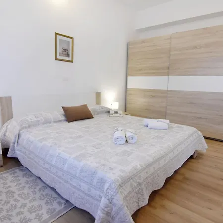 Zweizimmerwohnung Mit Grosser Terrasse In Grupija By Interhome *