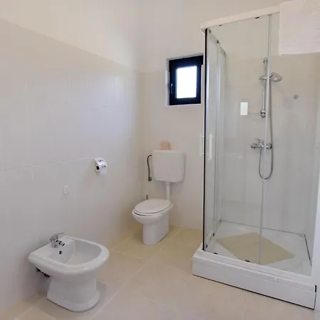 Zweizimmerwohnung Mit Grosser Terrasse In Grupija By Interhome * צרבני ורך