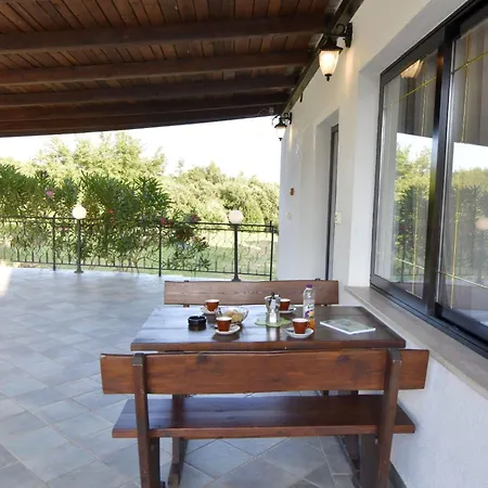 Zweizimmerwohnung Mit Grosser Terrasse In Grupija By Interhome דירה